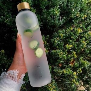 Hydra Bottle